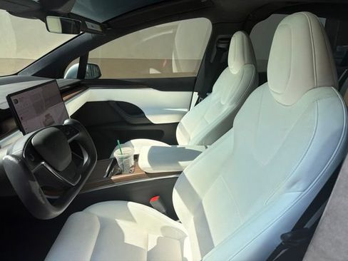 Used 2022 Tesla Model X AWD/4WD image 7