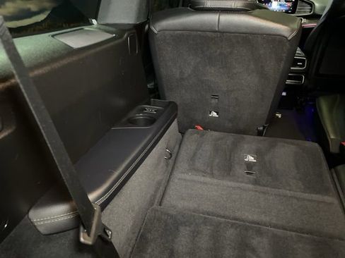 Used 2021 Mercedes-Benz GLS 450 4MATIC image 65