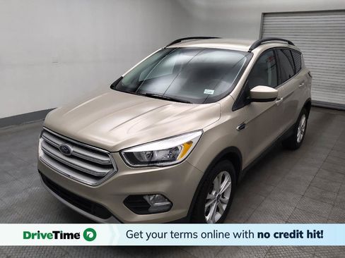 Used 2018 Ford Escape SE FWD image 1