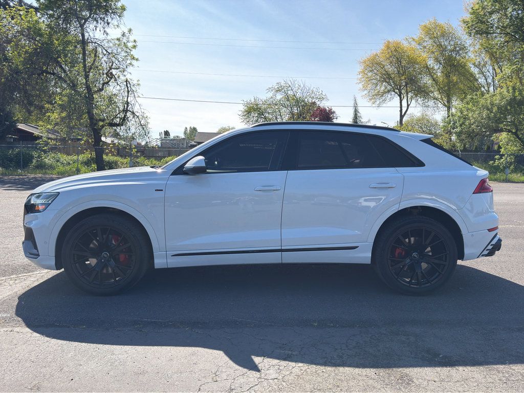 Used 2019 Audi Q8 Prestige w/ Luxury Package AWD/4WD image 18