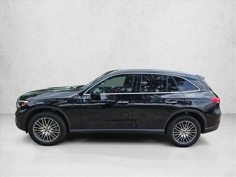 Certified 2026 Mercedes-Benz GLC 300 image 8