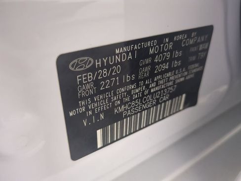 Used 2020 Hyundai Ioniq SEL FWD image 38