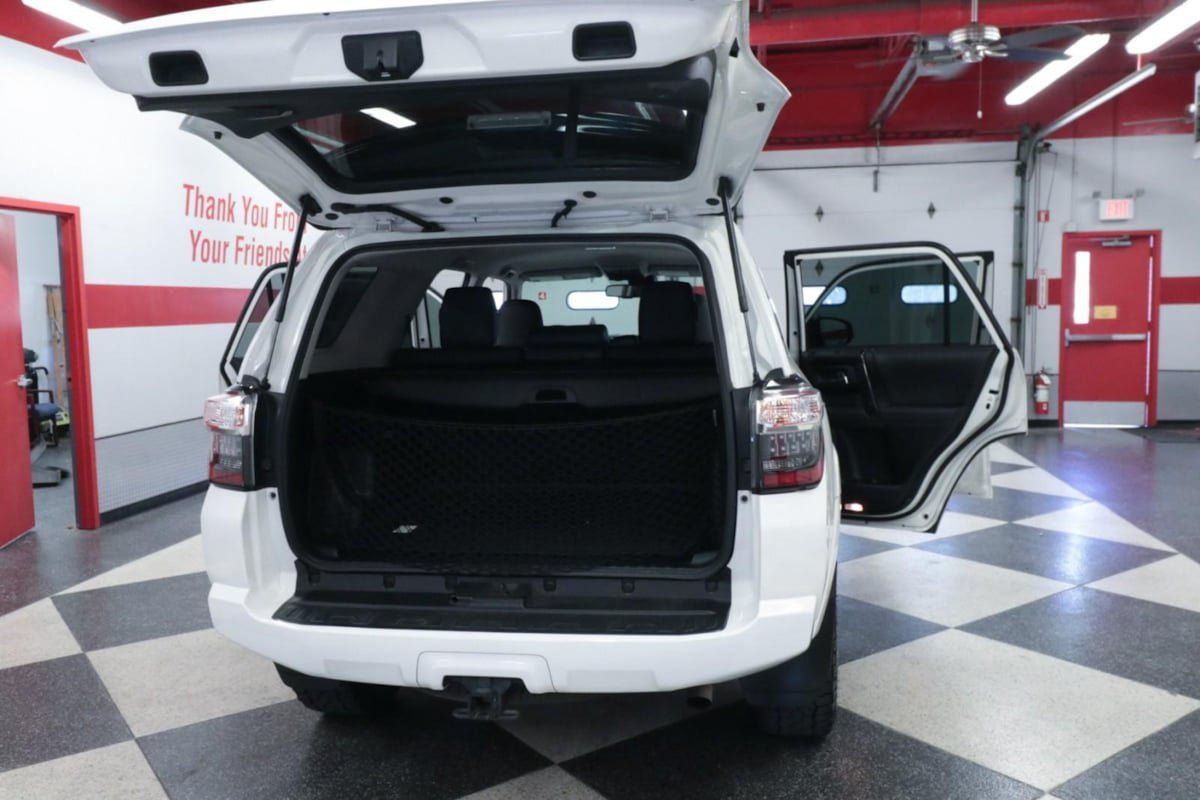 Used 2021 Toyota 4Runner Venture AWD/4WD image 30