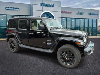 Used 2022 Jeep Wrangler Unlimited Sahara w/ Cold Weather Group AWD/4WD video 1