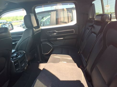 Used 2022 RAM 1500 Laramie AWD/4WD image 8