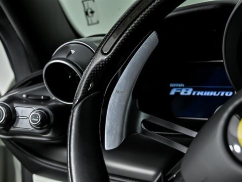 Used 2020 Ferrari F8 Tributo RWD image 28