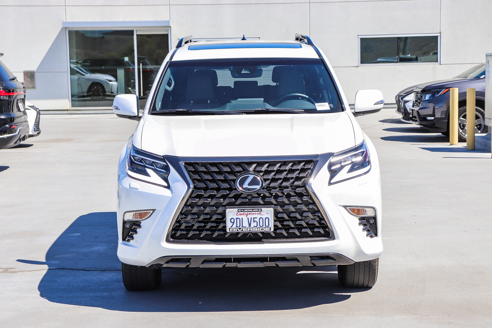 Used 2023 Lexus GX 460 w/ Black Line Special Edition AWD/4WD image 2