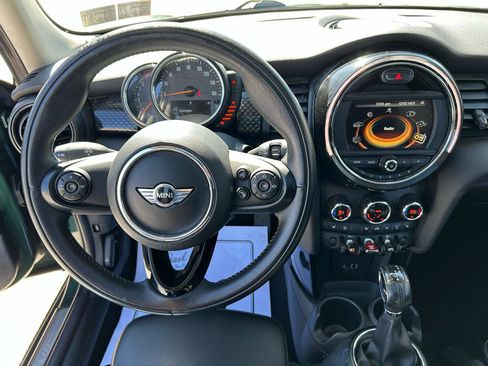 Used 2017 MINI Cooper S image 21