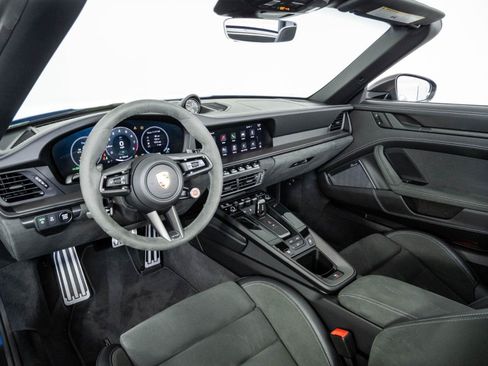 Certified 2025 Porsche 911 Carrera 4 GTS AWD/4WD image 4