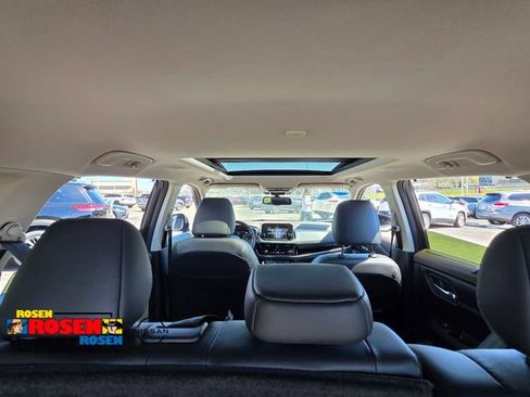 Certified 2023 Nissan Rogue SL w/ SL Premium Package AWD/4WD image 28