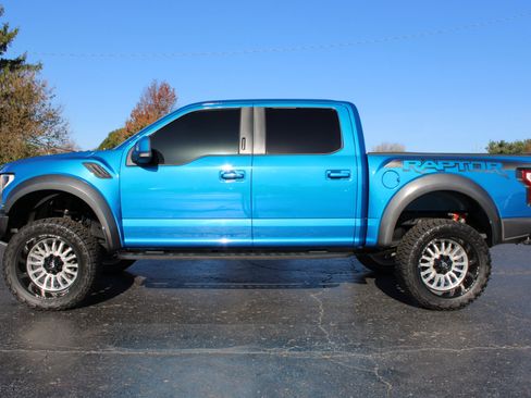 Used 2019 Ford F150 Raptor w/ Equipment Group 802A Luxury image 11