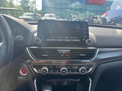 Used 2019 Honda Accord Sport image 15