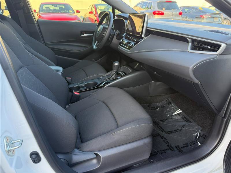Used 2024 Toyota Corolla SE FWD image 6