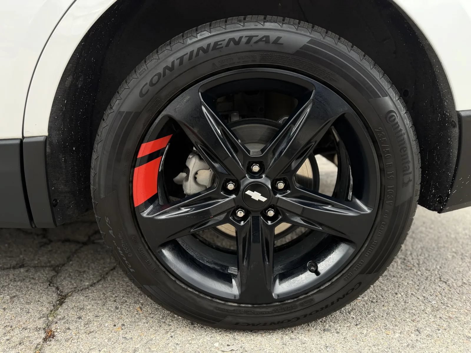 Used 2018 Chevrolet Equinox LT w/ Redline Edition AWD/4WD image 40