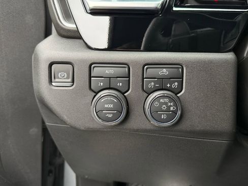 Used 2023 Chevrolet Silverado 1500 RST w/ Redline Edition image 23