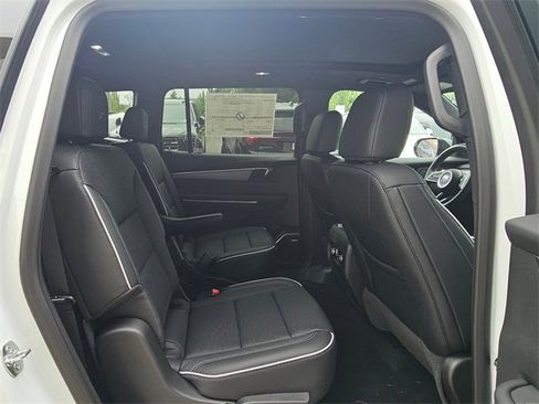 New 2025 Buick Enclave Sport Touring w/ Super Cruise Package image 13