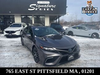 Used 2022 Toyota Camry SE video 1