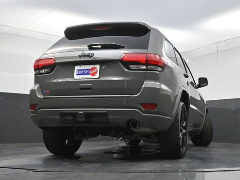 Used 2021 Jeep Grand Cherokee Laredo X RWD image 28