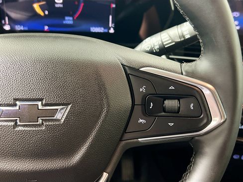 Used 2025 Chevrolet Trax ACTIV w/ Sunroof Package FWD image 19