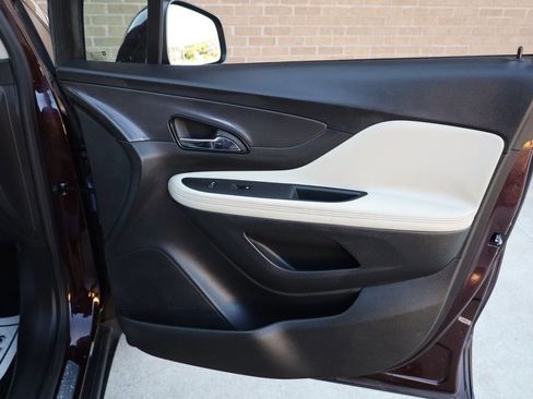 Used 2017 Buick Encore Preferred image 26