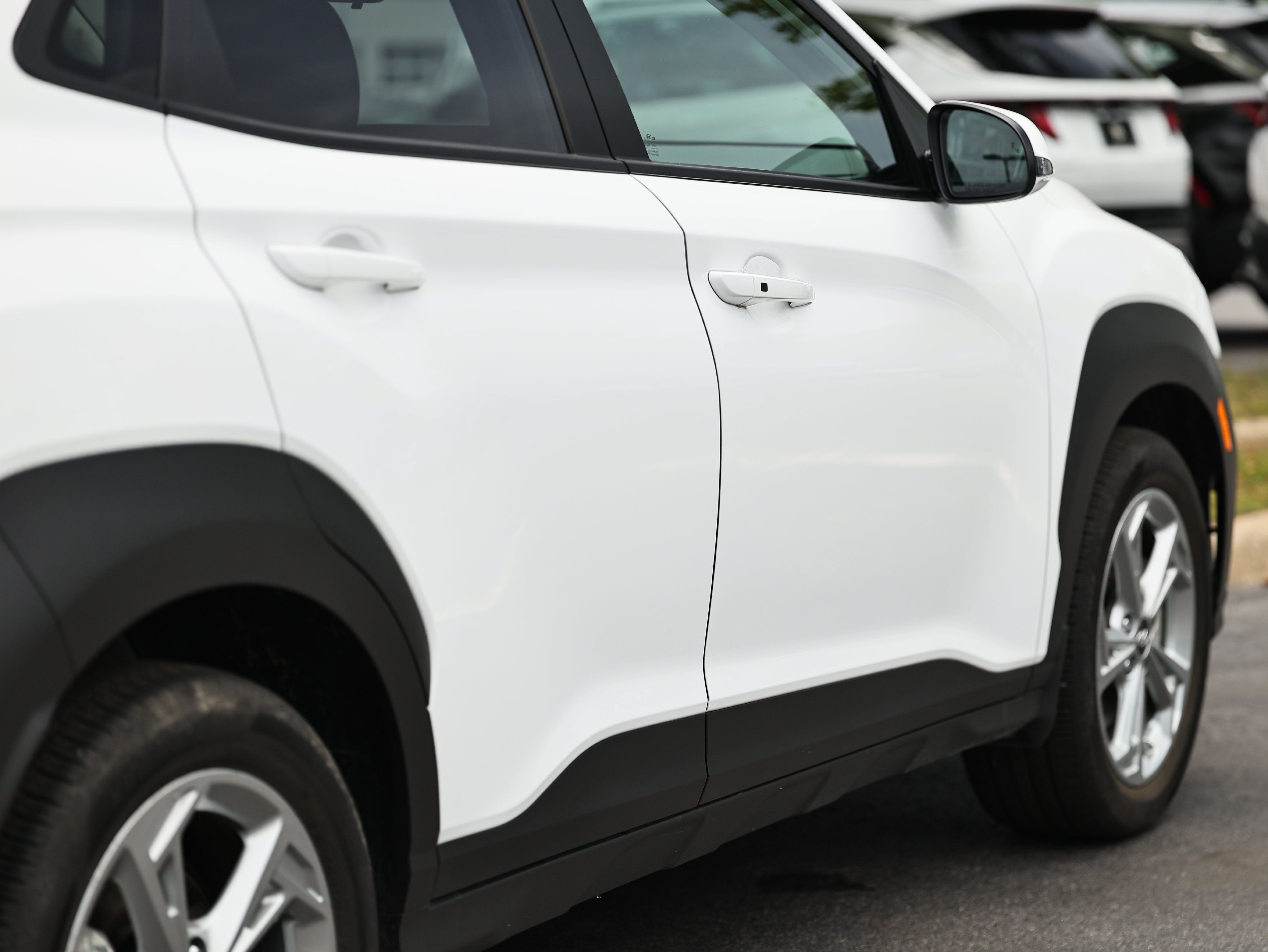 Used 2023 Hyundai Kona SEL w/ Cargo Package AWD/4WD image 8