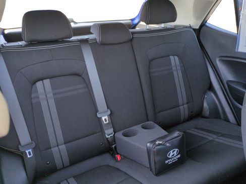 Used 2023 Hyundai Venue SEL FWD image 27