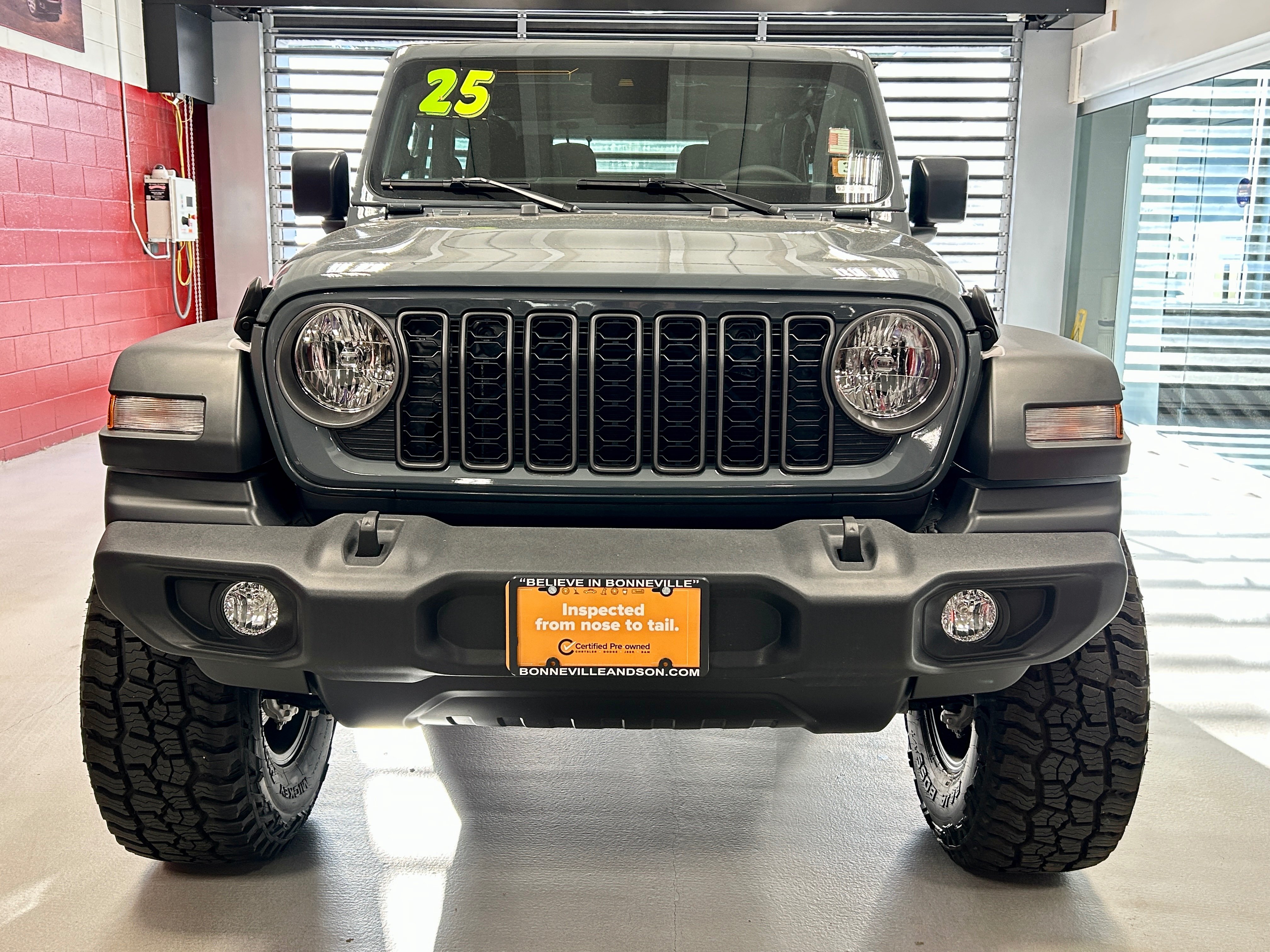Certified 2025 Jeep Wrangler Sport AWD/4WD image 35