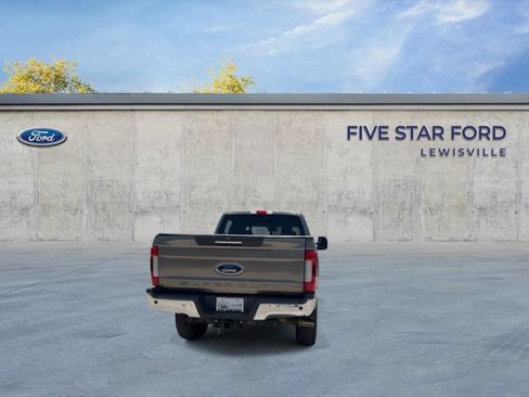 Used 2019 Ford F250 Lariat w/ Lariat Ultimate Package AWD/4WD image 3