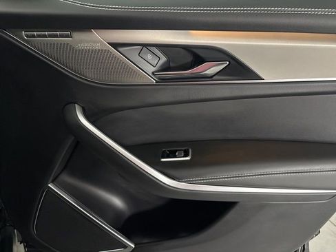 Used 2026 Jaguar F-PACE R-Dynamic S image 35