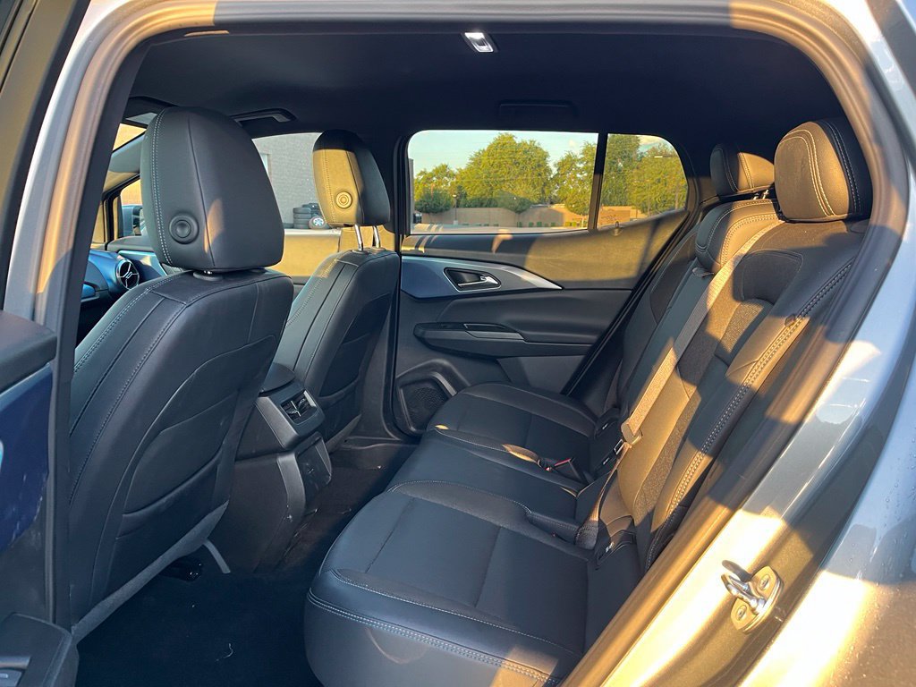Used 2024 Chevrolet Equinox EV LT FWD image 16