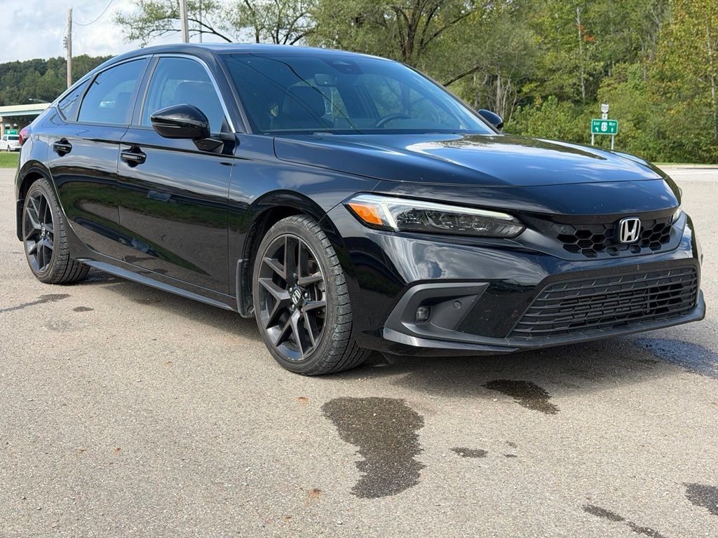 Used 2024 Honda Civic Sport Touring image 1