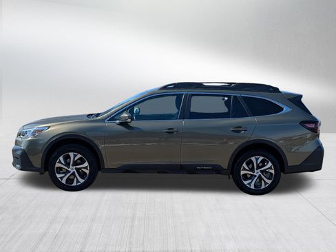 Used 2021 Subaru Outback Limited image 4