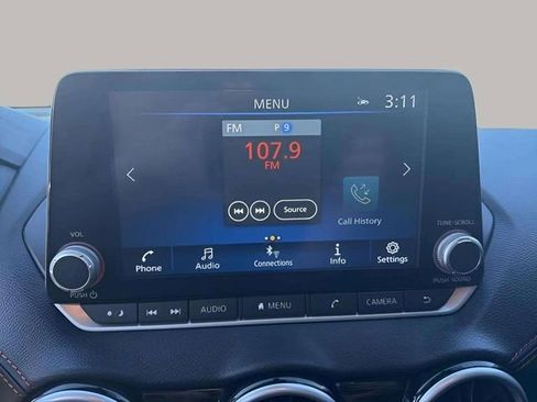 Used 2025 Nissan Sentra SR w/ SR Premium Package FWD image 15