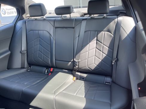 Used 2024 BMW i5 eDrive40i w/ Premium Package image 21