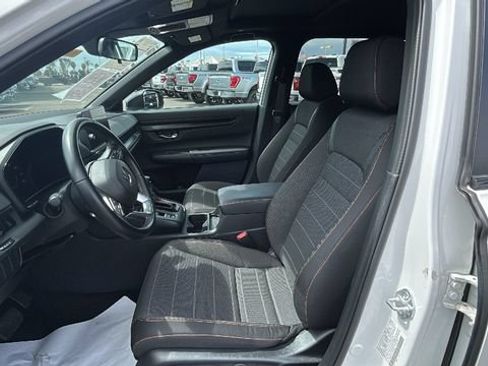 Used 2026 Honda CR-V Sport image 17