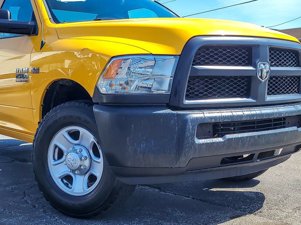 Used 2015 RAM 2500 Tradesman RWD image 2