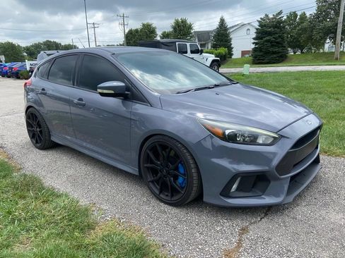 Used 2017 Ford Focus RS AWD/4WD image 7