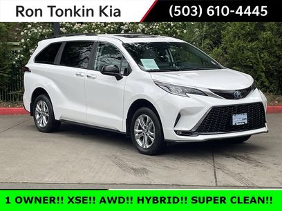 Used 2023 Toyota Sienna XSE