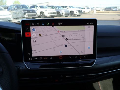 New 2026 Volkswagen GTI SE FWD image 21