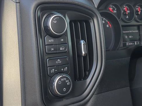 Used 2022 Chevrolet Silverado 1500 W/T w/ WT Value Package AWD/4WD image 19