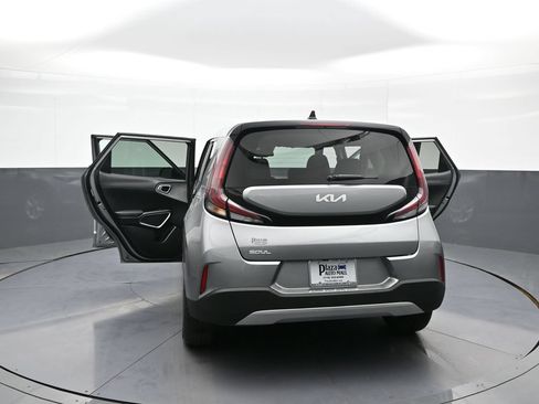 Certified 2023 Kia Soul S FWD image 45