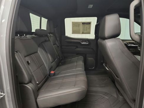 Used 2024 Chevrolet Silverado 1500 High Country w/ High Country Premium Package AWD/4WD image 35