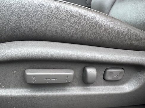 Used 2014 Honda Odyssey EX-L image 19