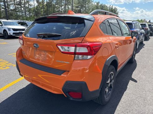 Used 2018 Subaru Crosstrek 2.0i Premium image 3