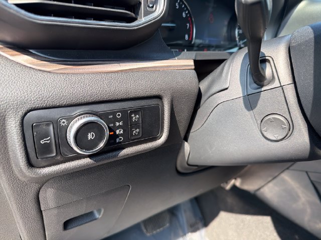 Used 2024 Ford Explorer Limited AWD/4WD image 10
