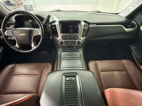 Used 2020 Chevrolet Tahoe Premier w/ Premier Plus Edition RWD image 15