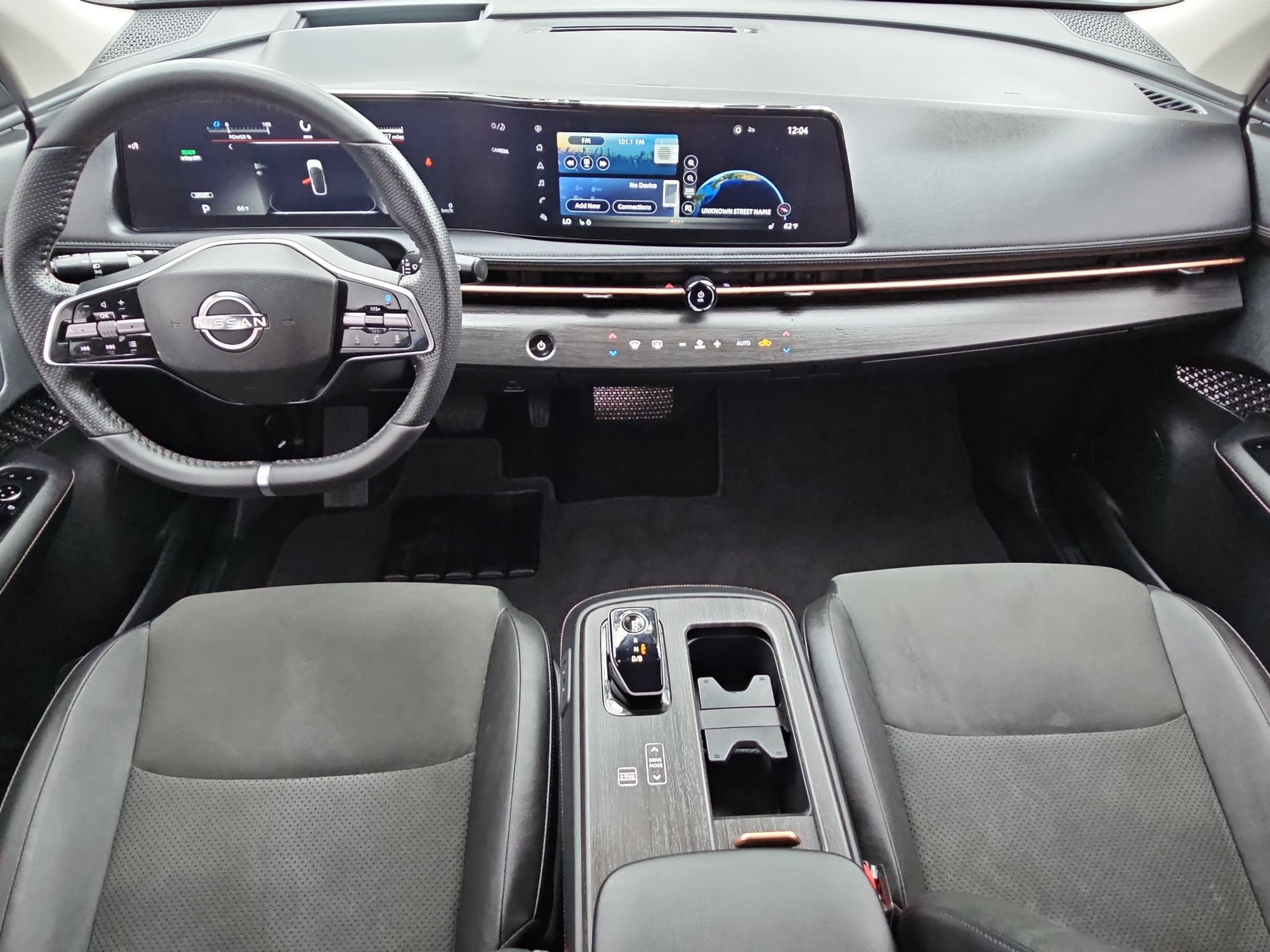 Used 2024 Nissan Ariya AWD image 22