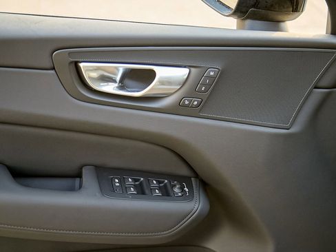 New 2026 Volvo XC60 T8 Plus w/ Protection Package Premier image 10