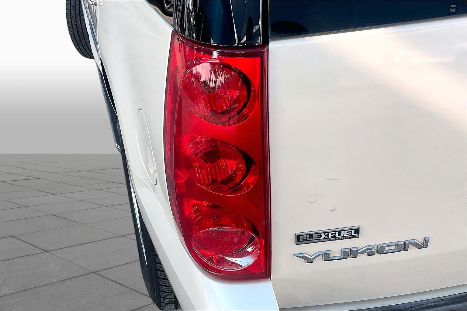 Used 2008 GMC Yukon SLT RWD image 28