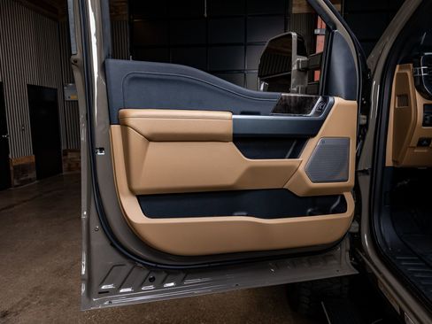 Used 2026 Ford F450 Lariat image 36